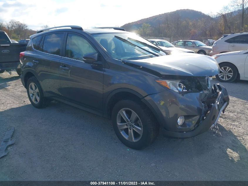 2015 TOYOTA RAV4 XLE - JTMWFREV1FD071968