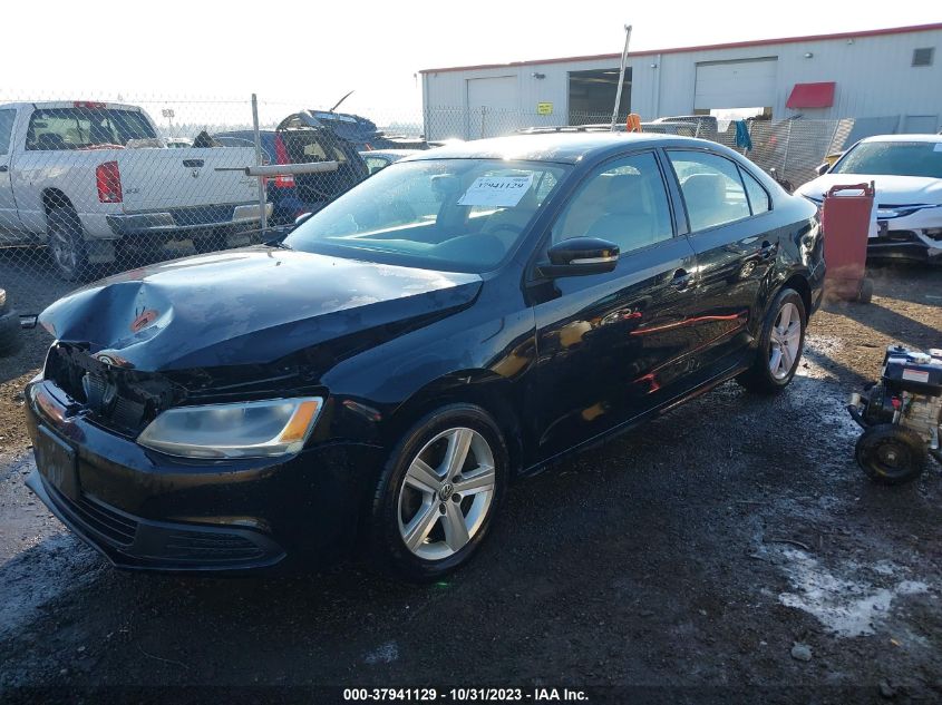 2014 VOLKSWAGEN JETTA SEDAN SE 3VWD07AJ4EM222155