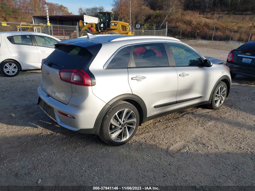 VIN KNDCE3LC5H5092873 2017 KIA NIRO TOURING