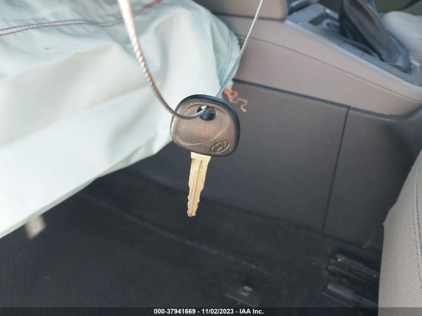 2017 HYUNDAI ELANTRA SE - KMHD84LF9HU407798