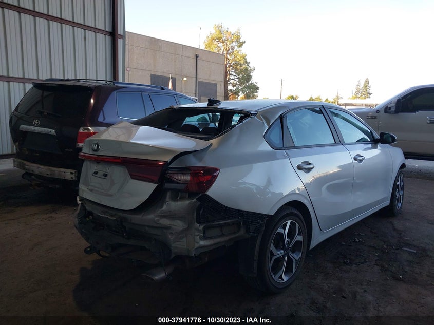 VIN 3KPF24AD7LE211687 2020 KIA FORTE FE/LXS