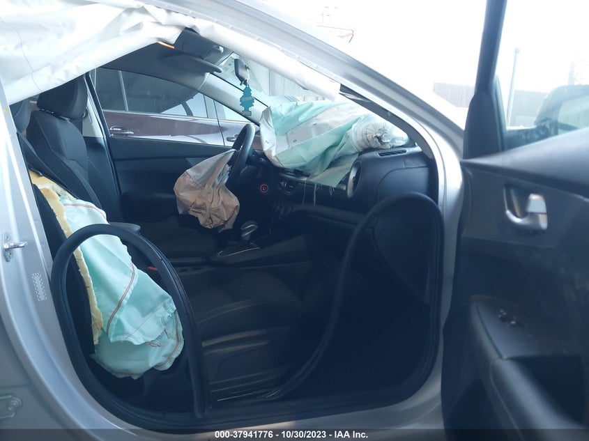 VIN 3KPF24AD7LE211687 2020 KIA FORTE FE/LXS