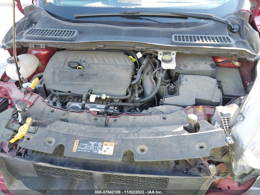 VIN 1FMCU0GD7HUE09087 2017 FORD ESCAPE SE