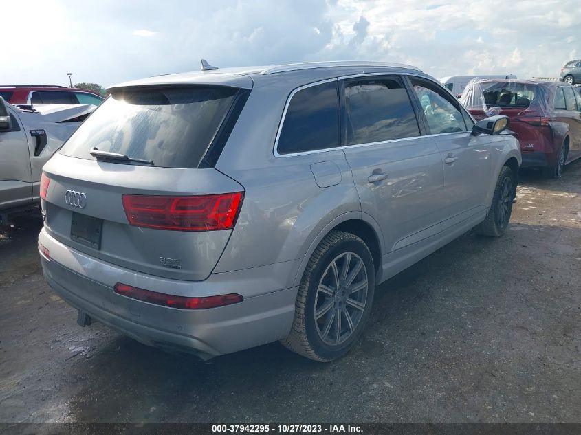 WA1LAAF79HD045151 2017 AUDI Q7, photo no. 4