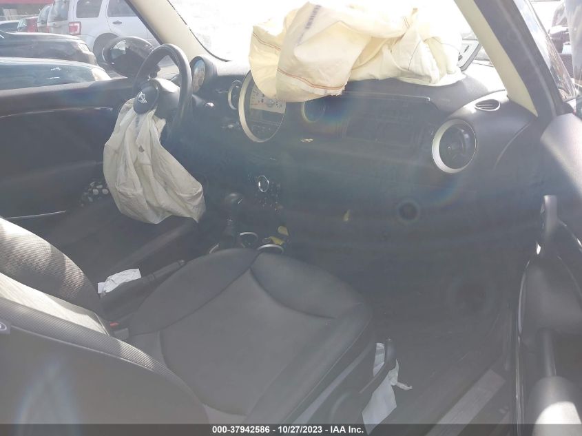2013 MINI HARDTOP COOPER WMWSU3C54DT679732