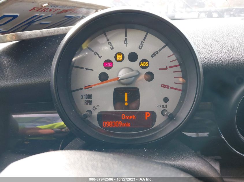 2013 MINI HARDTOP COOPER WMWSU3C54DT679732