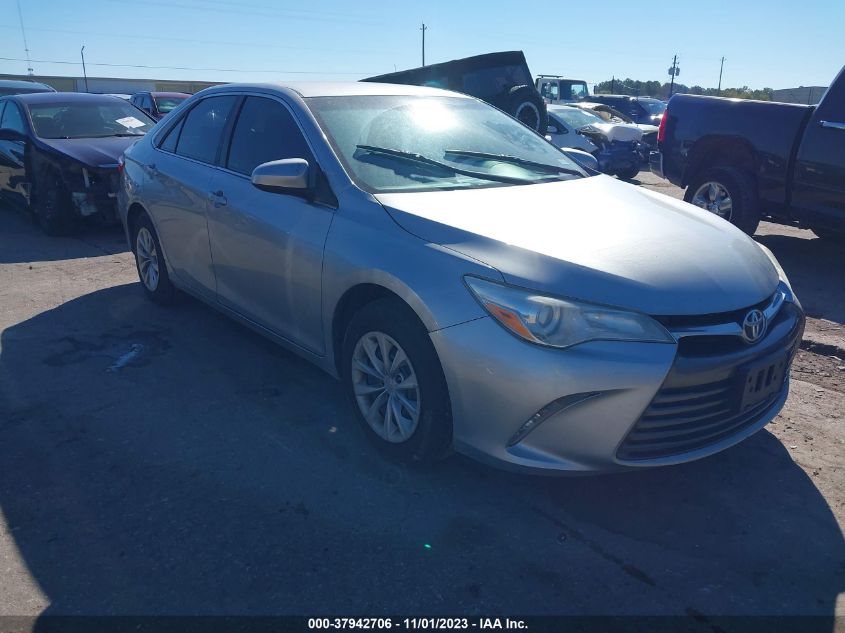 2015 TOYOTA CAMRY LE/XLE/SE/XSE - 4T4BF1FK1FR490652