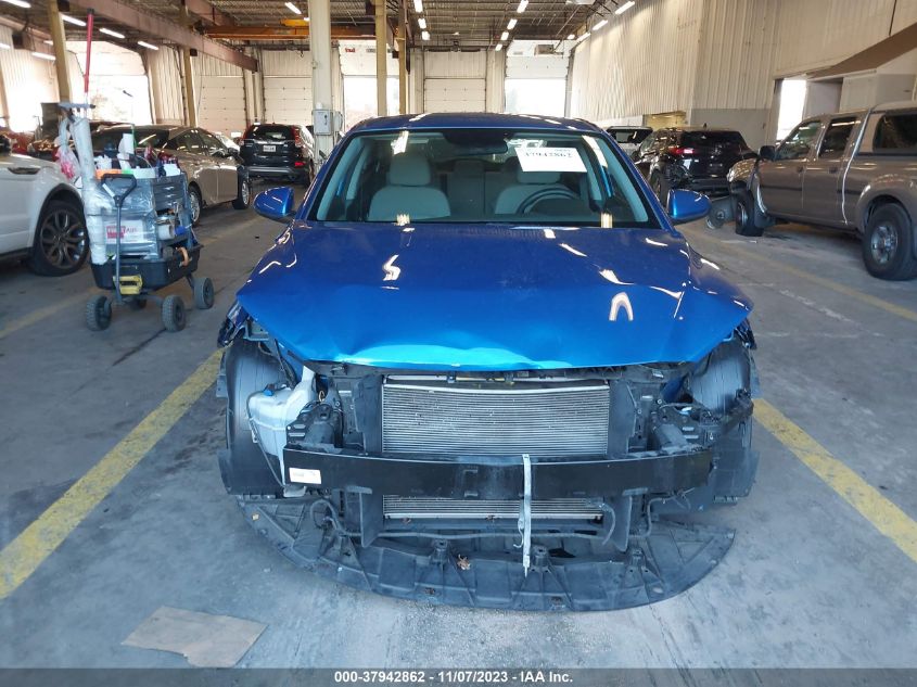 2018 HYUNDAI ELANTRA SE - 5NPD74LFXJH371692