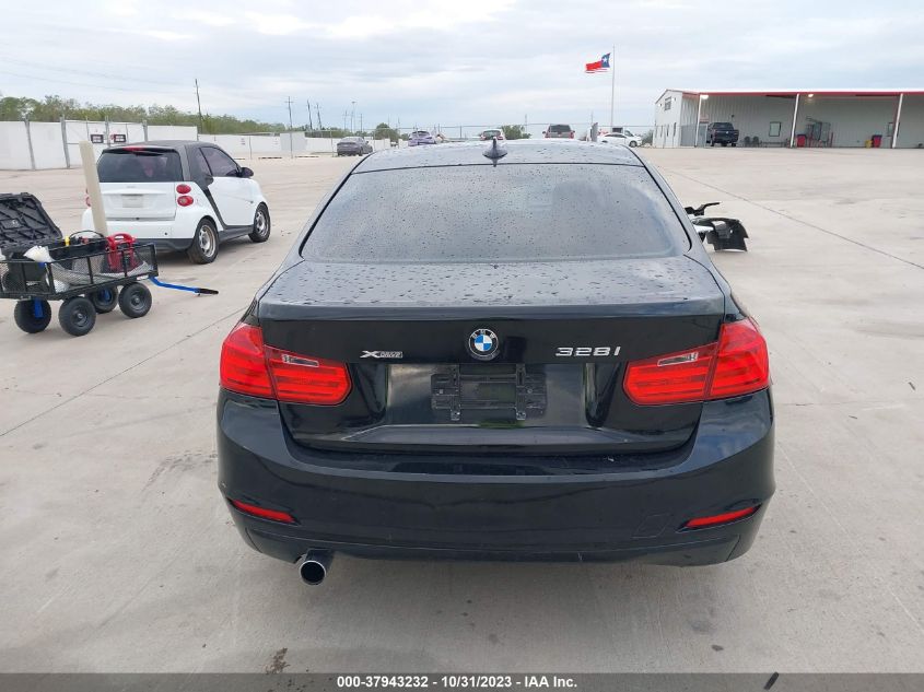2014 BMW 3 SERIES 320I XDRIVE - WBA3C3G56ENS69408