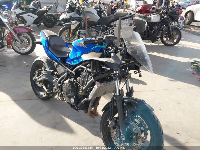 2018 KAWASAKI EX650 F - JKAEXEK15JDA12513
