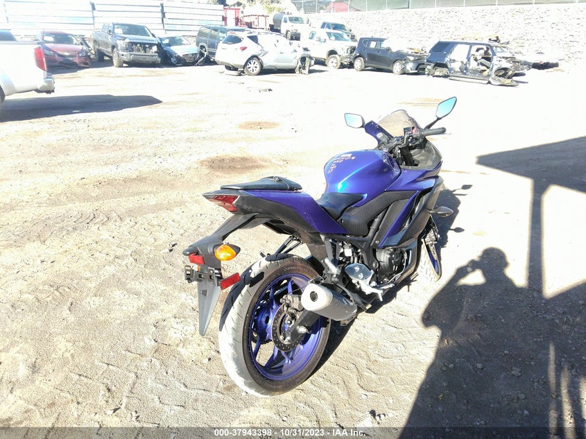 VIN MH3RH18Y8PK010338 2023 YAMAHA YZFR3 A