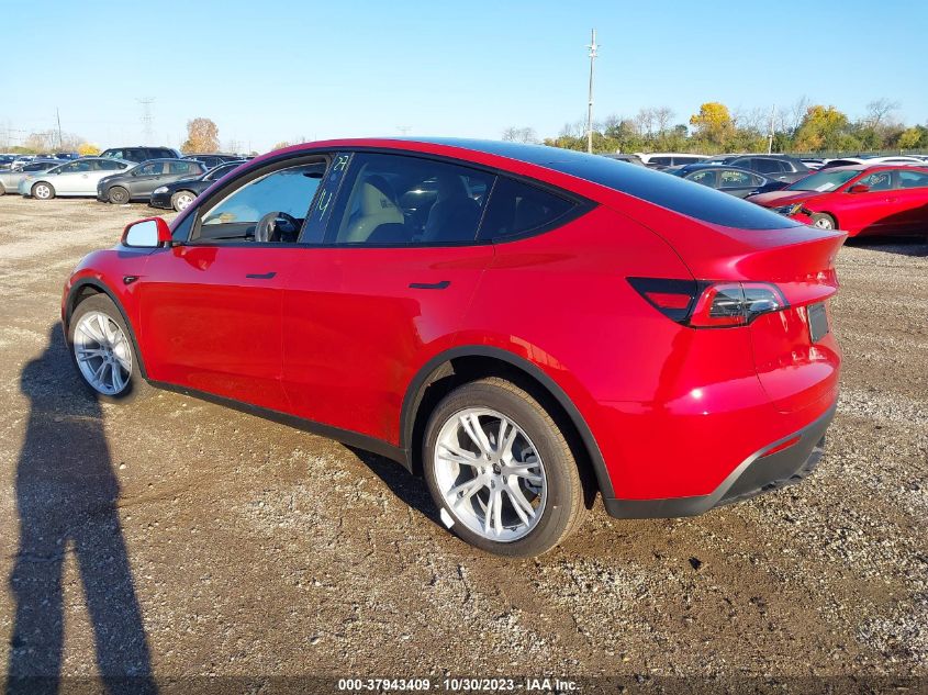 VIN 7SAYGDEE2PF897458 2023 TESLA MODEL Y