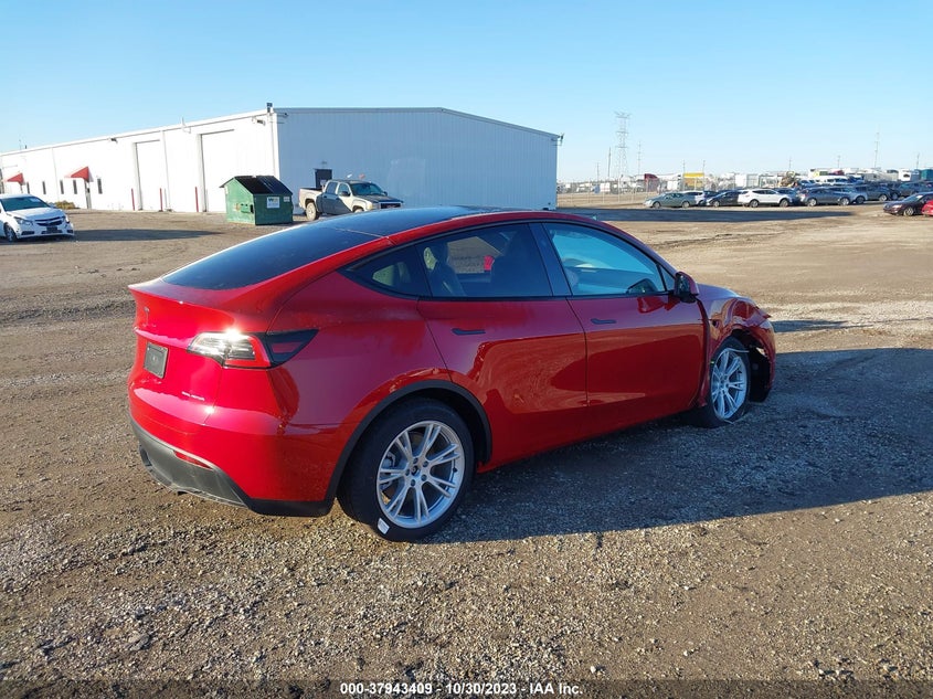 VIN 7SAYGDEE2PF897458 2023 TESLA MODEL Y