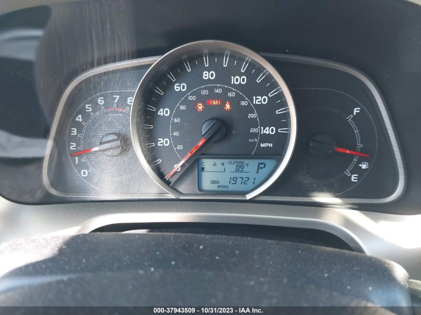 2014 TOYOTA RAV4 LE - JTMBFREV1EJ009405