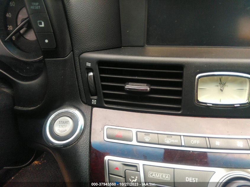 2015 INFINITI Q70 3.7X - JN1BY1AR5FM562372