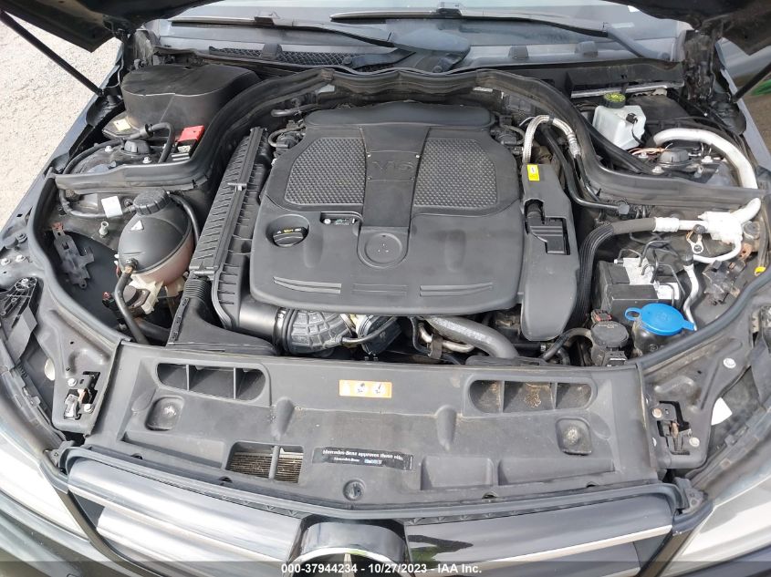 2015 MERCEDES-BENZ C 350 SPORT 4MATIC WDDGJ8JBXFG358027