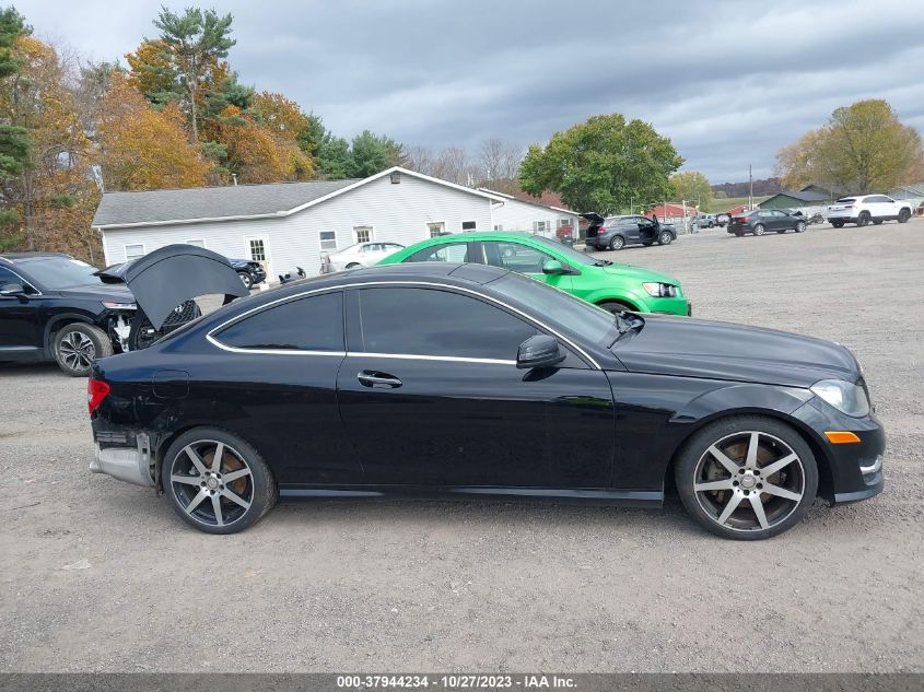 2015 MERCEDES-BENZ C 350 SPORT 4MATIC WDDGJ8JBXFG358027