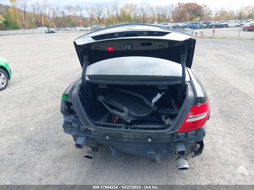 2015 MERCEDES-BENZ C 350 SPORT 4MATIC WDDGJ8JBXFG358027