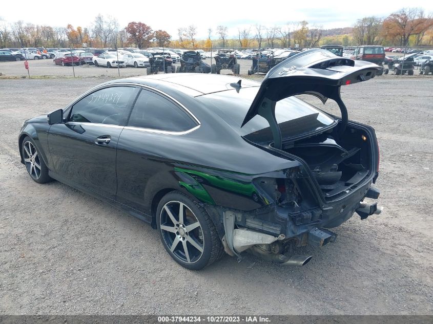 2015 MERCEDES-BENZ C 350 SPORT 4MATIC WDDGJ8JBXFG358027