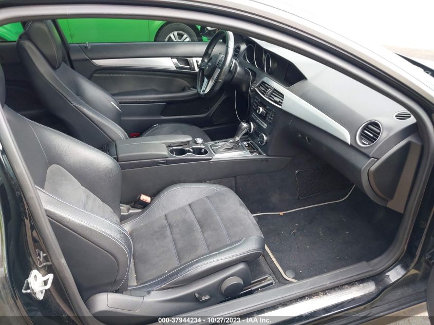 2015 MERCEDES-BENZ C 350 SPORT 4MATIC WDDGJ8JBXFG358027
