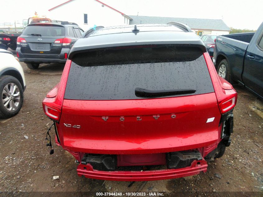 2022 VOLVO XC40 RECHARGE PURE ELECTRIC P8 TWIN ULTIMATE - YV4ED3UB4N2702242