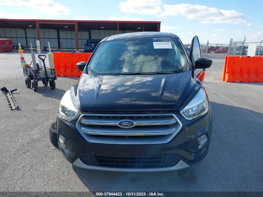 2017 FORD ESCAPE SE - 1FMCU0GD2HUC24915