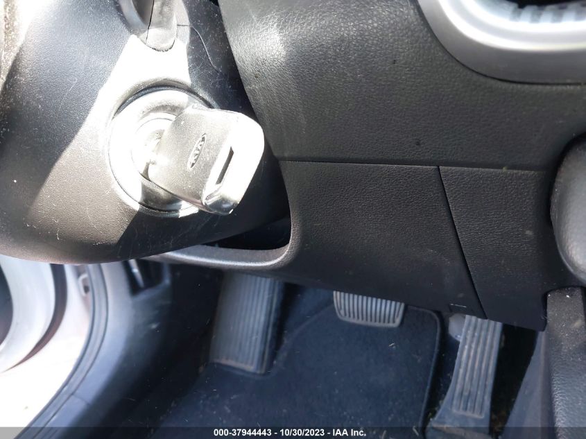 2021 KIA K5 LX - 5XXG24J24MG031062