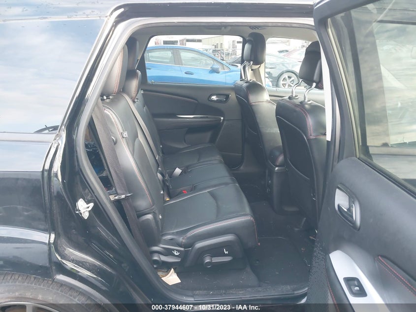 VIN 3C4PDDEG8KT720832 2019 DODGE JOURNEY GT