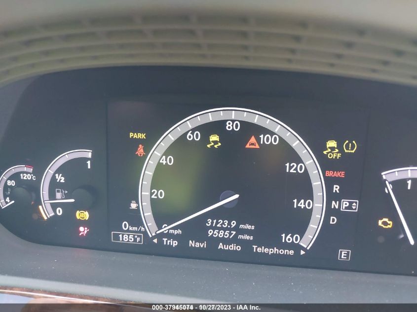 2013 MERCEDES-BENZ S 550 4MATIC - WDDNG9EB8DA497742