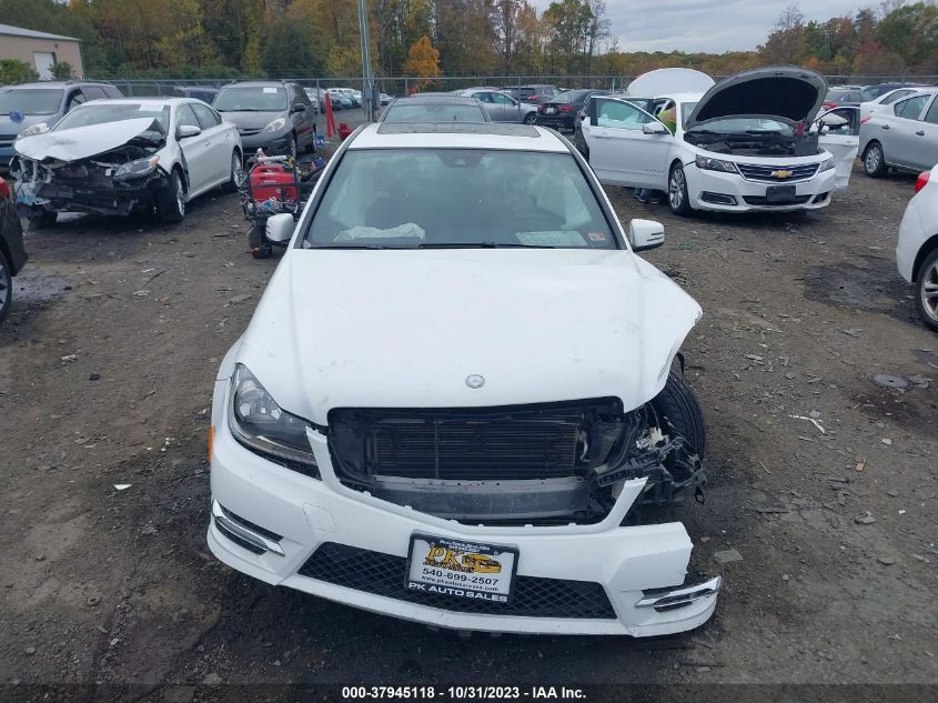 2014 MERCEDES-BENZ C 250 LUXURY/SPORT - WDDGF4HB1ER302108