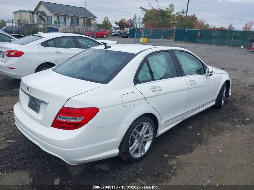 2014 MERCEDES-BENZ C 250 LUXURY/SPORT - WDDGF4HB1ER302108