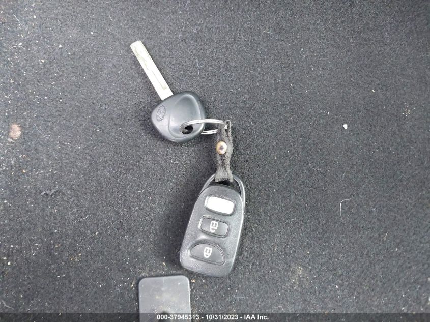 2014 HYUNDAI ELANTRA GT - KMHD35LH4EU218350