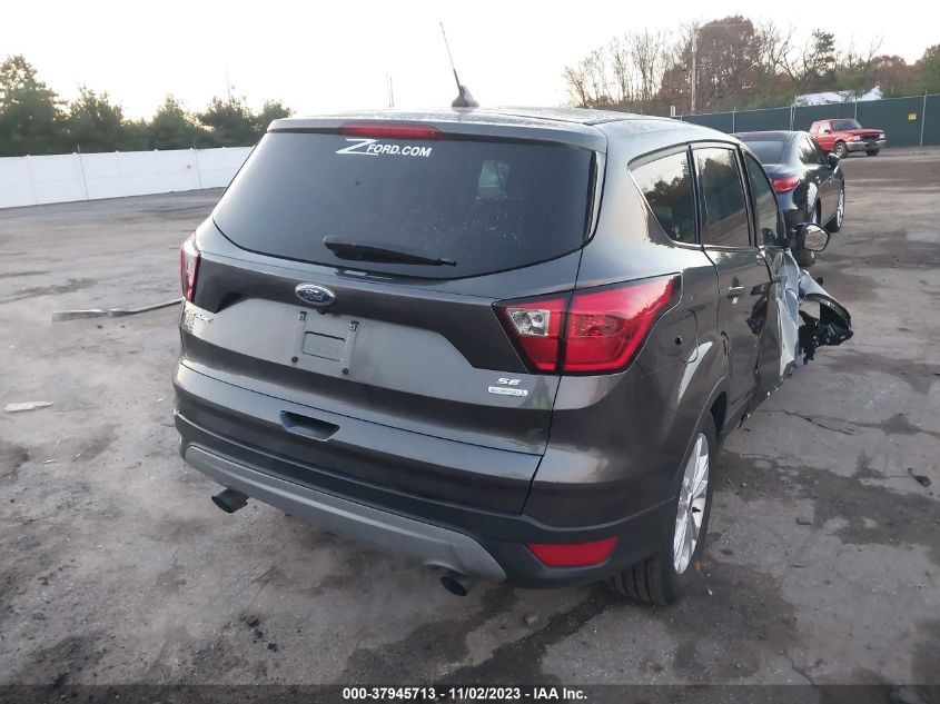 2019 FORD ESCAPE SE - 1FMCU0GDXKUC01213