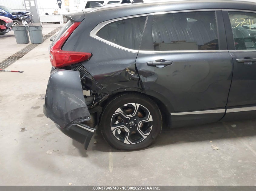 VIN 7FARW2H93JE077912 2018 HONDA CR-V TOURING