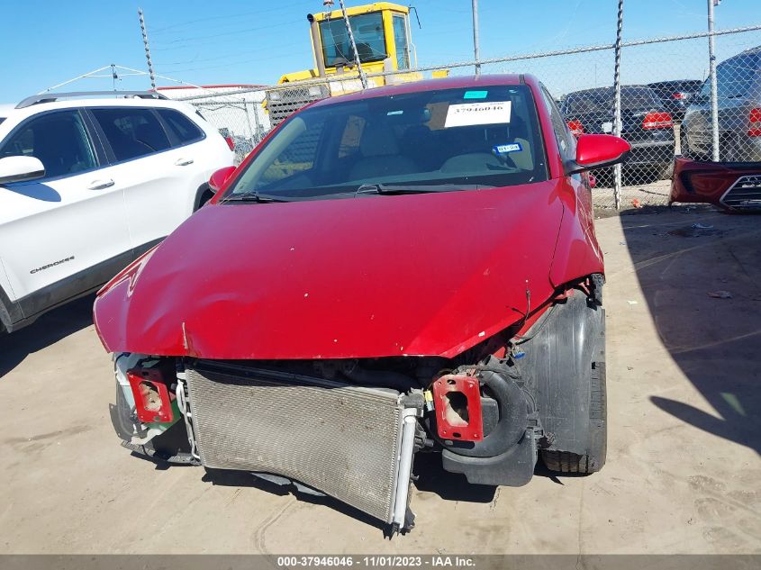 2017 HYUNDAI ELANTRA SE - KMHD74LF8HU357544
