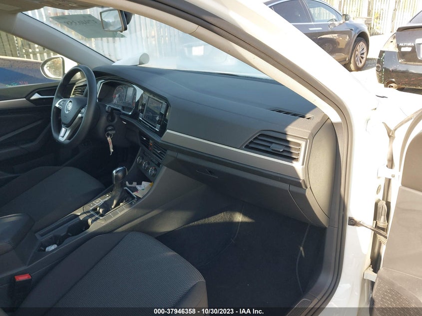 VIN 3VWC57BU7KM057929 2019 VOLKSWAGEN JETTA S/SE/R-LINE