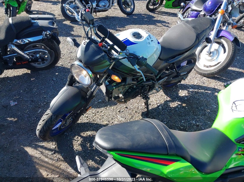 VIN JS1VP55AXH2100066 2017 SUZUKI SV650