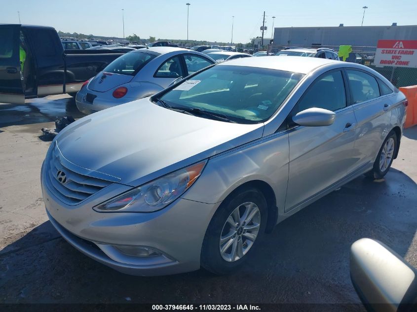 2013 HYUNDAI SONATA GLS - 5NPEB4AC7DH593395