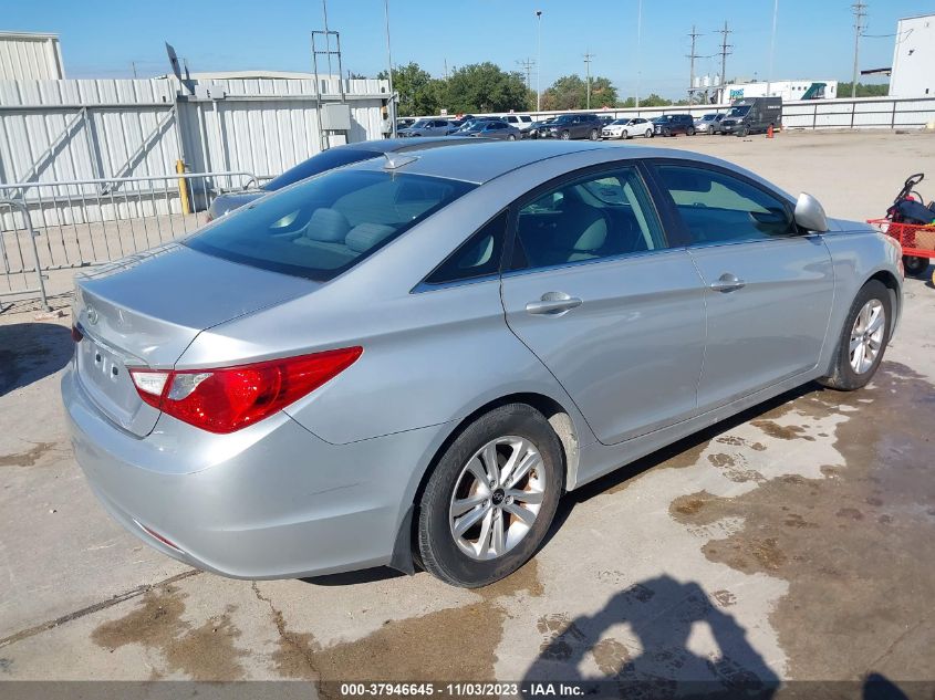 2013 HYUNDAI SONATA GLS - 5NPEB4AC7DH593395