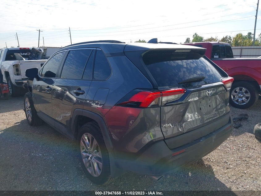 VIN 2T3C1RFV2MC099344 2021 TOYOTA RAV4 XLE PREMIUM