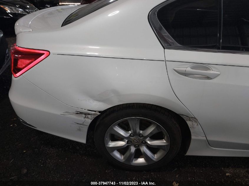 2014 ACURA RLX - JH4KC1F30EC002228