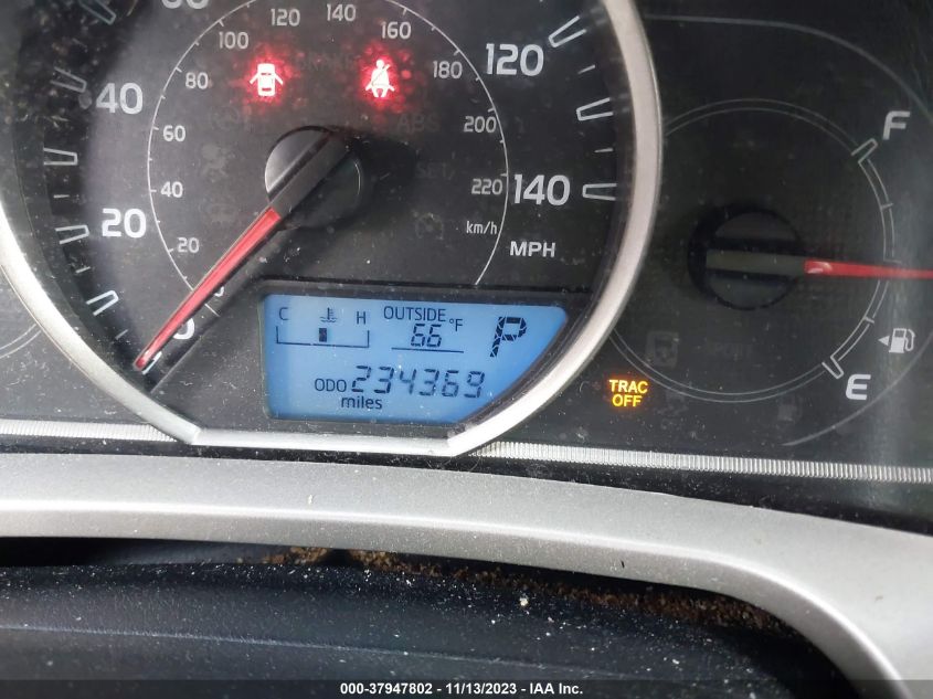 2015 TOYOTA RAV4 XLE - 2T3WFREV1FW141911