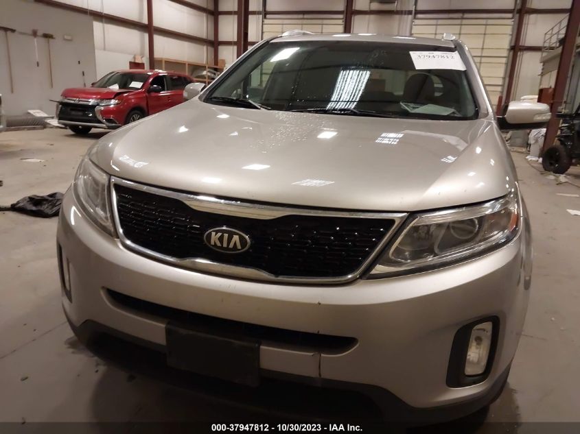 2014 KIA SORENTO LX - 5XYKTDA69EG457465