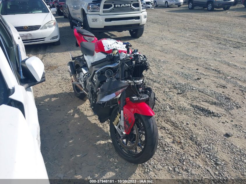 2015 BMW S 1000 RR - WB10D2104FZ351610