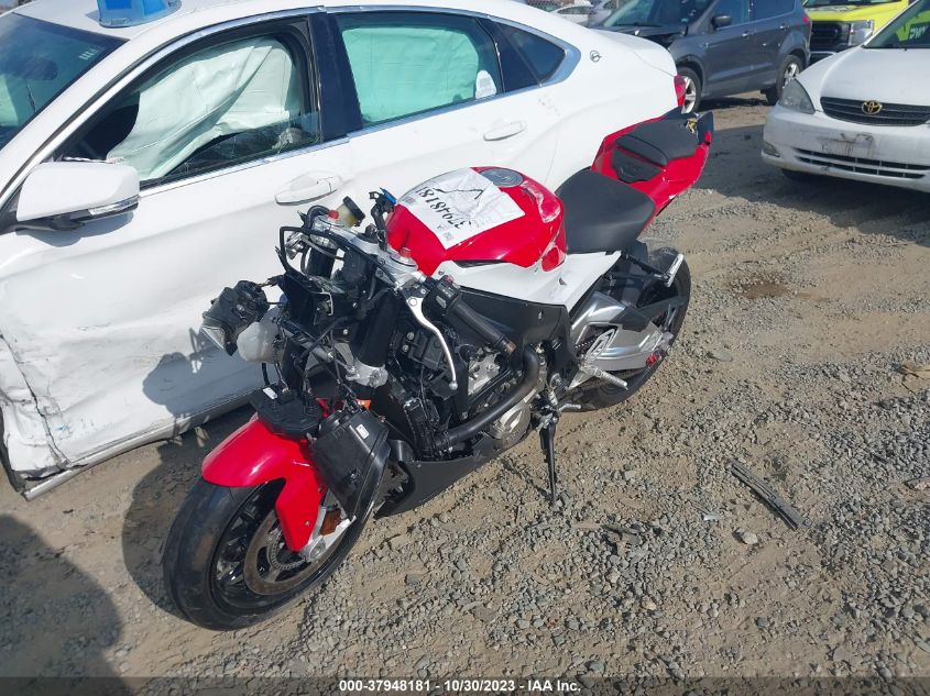 2015 BMW S 1000 RR - WB10D2104FZ351610