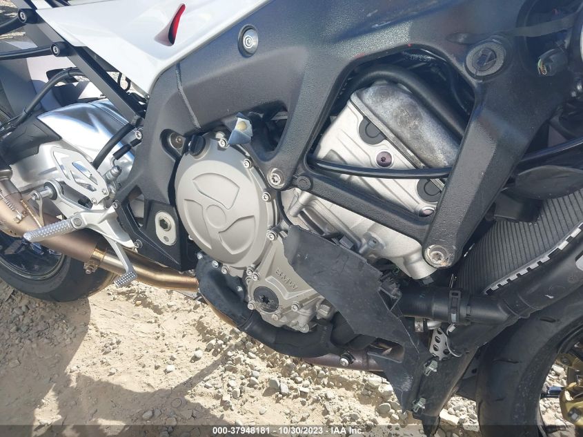 2015 BMW S 1000 RR - WB10D2104FZ351610