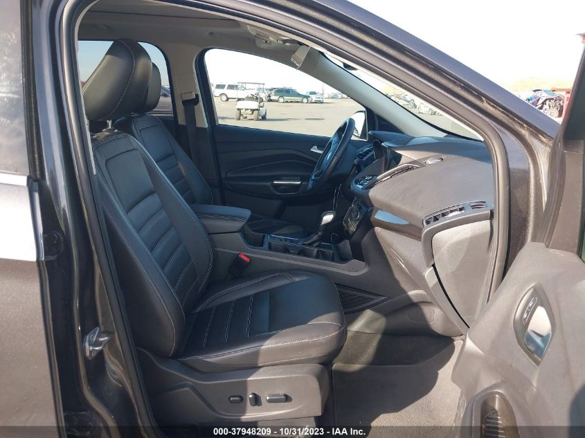 2019 FORD ESCAPE TITANIUM - 1FMCU9J97KUE06416