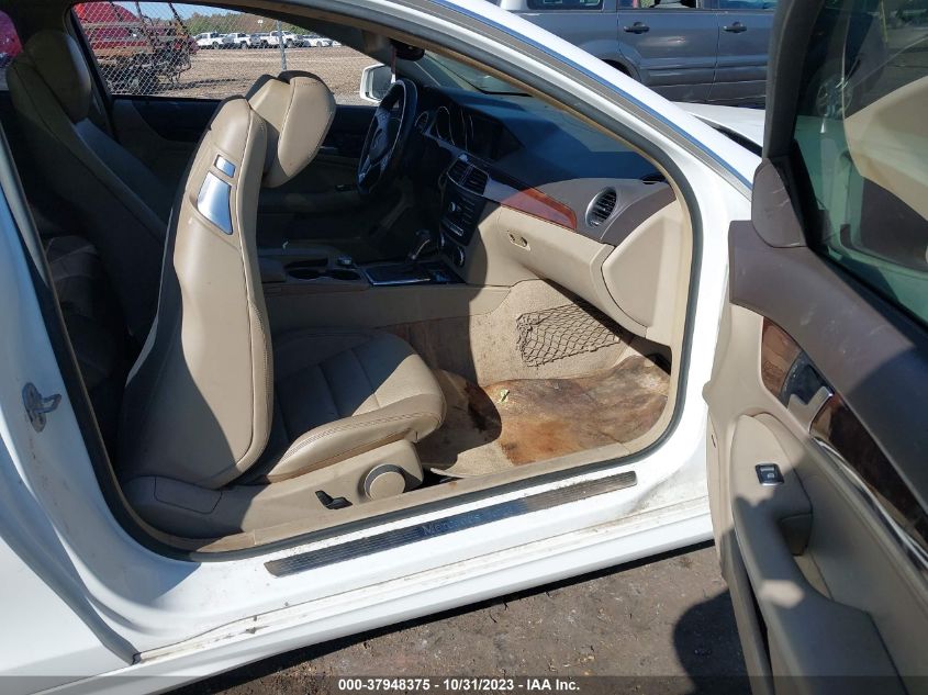 2014 MERCEDES-BENZ C 250 - WDDGJ4HB0EG265143