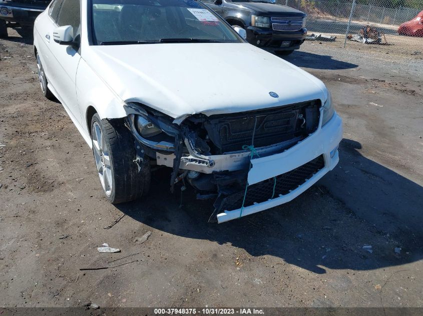 2014 MERCEDES-BENZ C 250 - WDDGJ4HB0EG265143