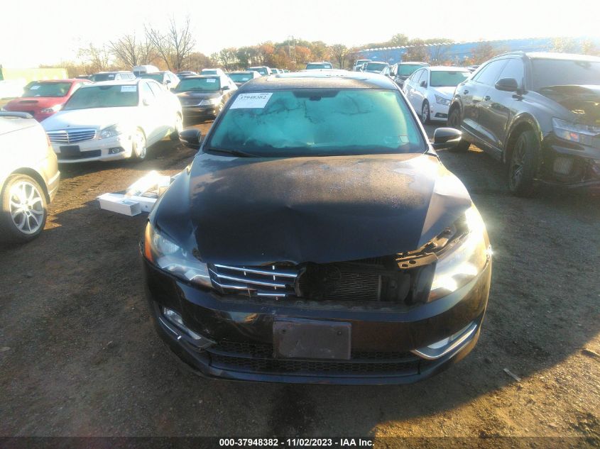 2015 VOLKSWAGEN PASSAT SEL - 1VWCV7A38FC065005